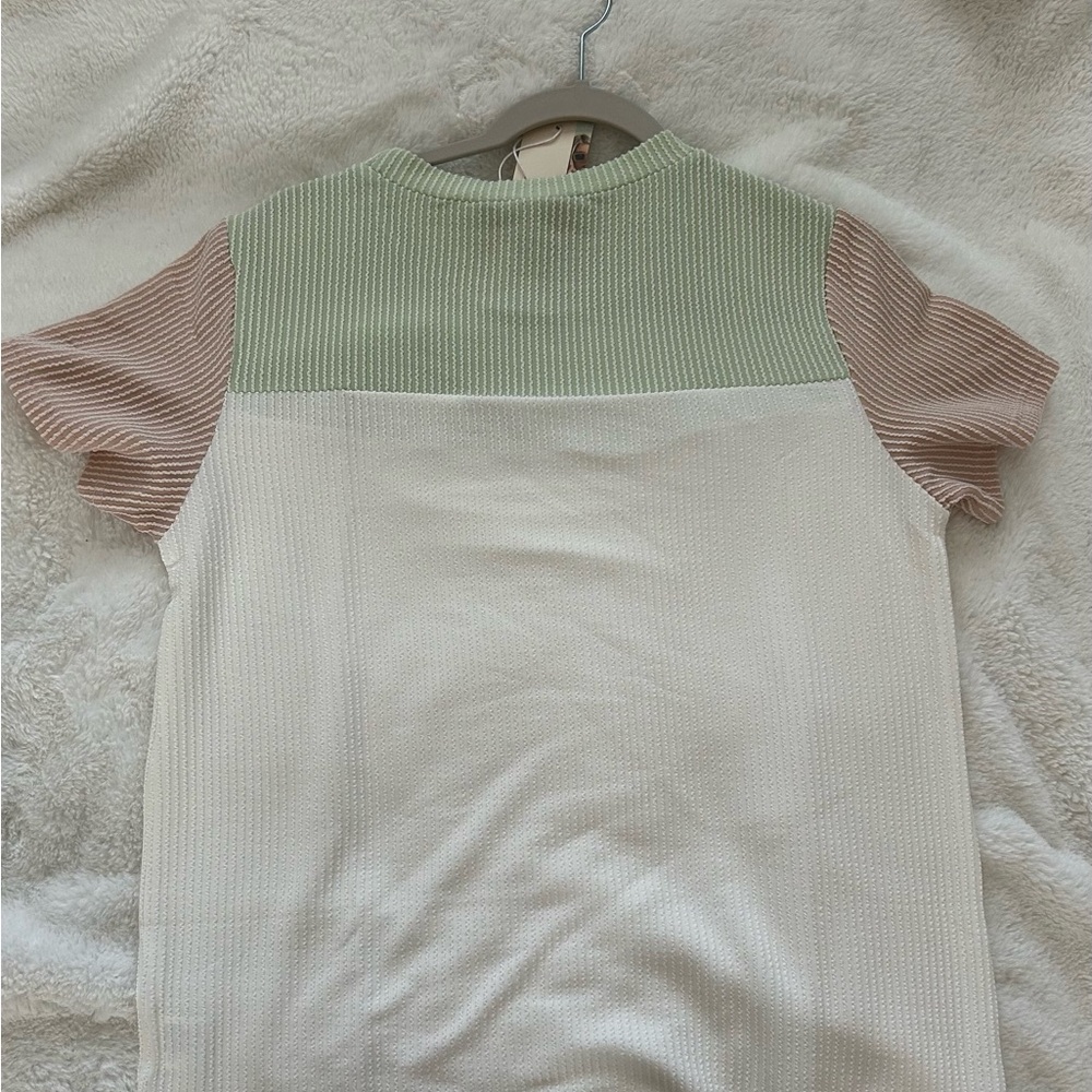 Colorblock Ribbed Short Sleeve Top - Picture 3 of 3